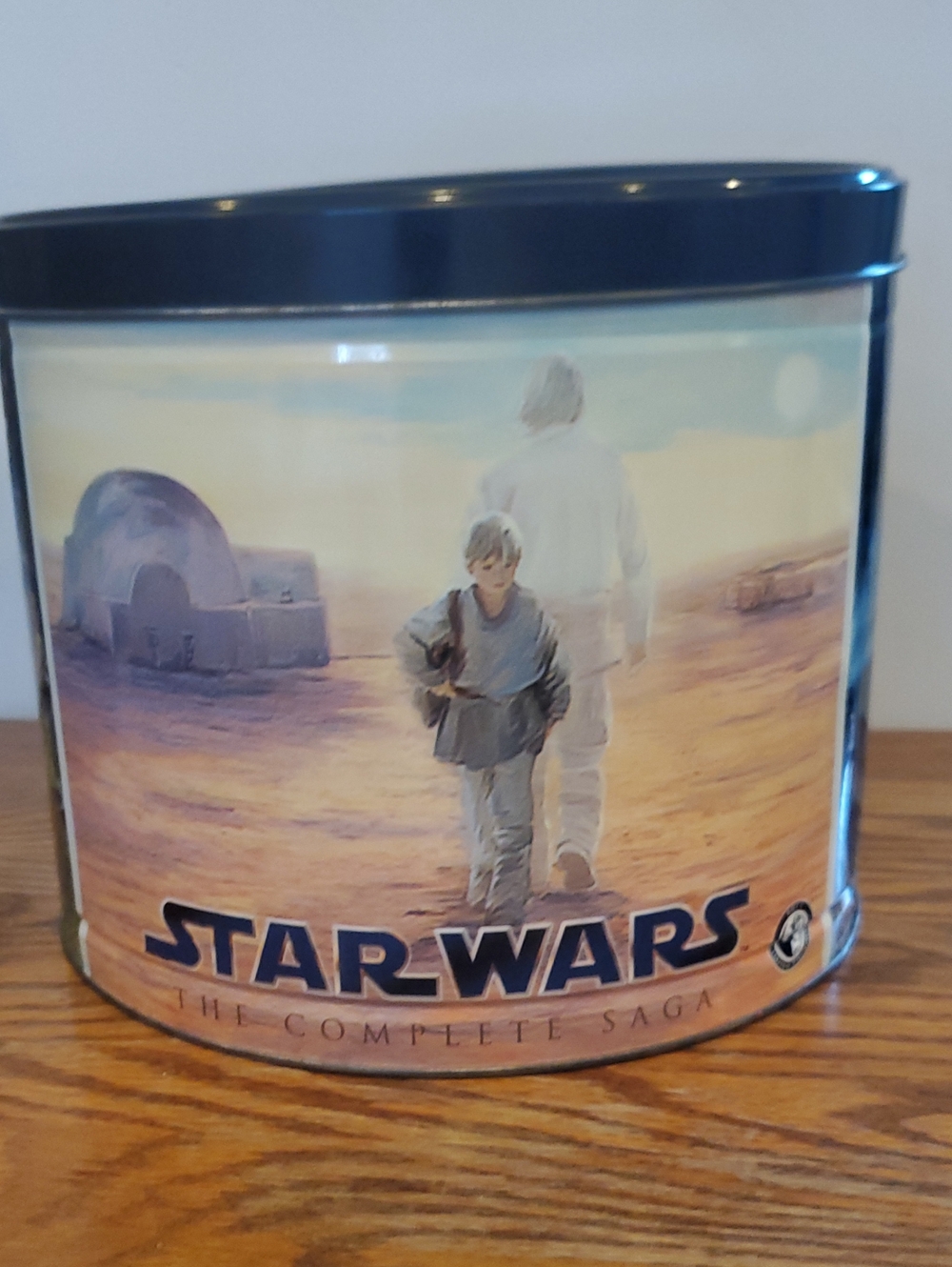 Star Wars THE COMPLETE SAGA Tin with Black Lid
